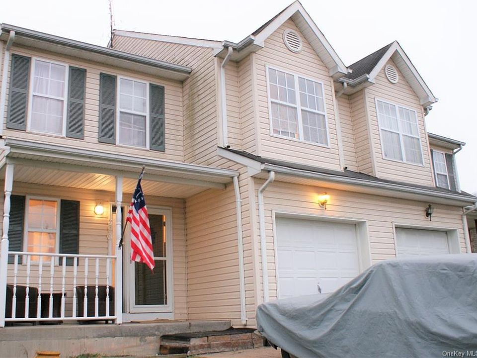 1st image of 390 Angelo Dr
