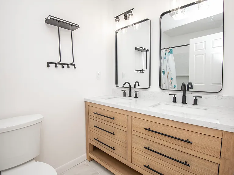 121 Ida Hertzler Ln — Photo 9