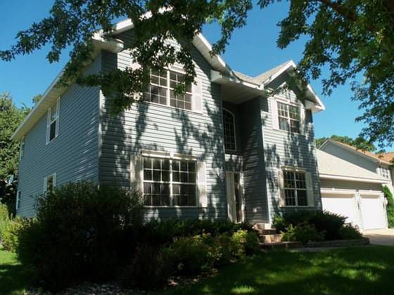 2nd image of 1109 Somerset Blvd