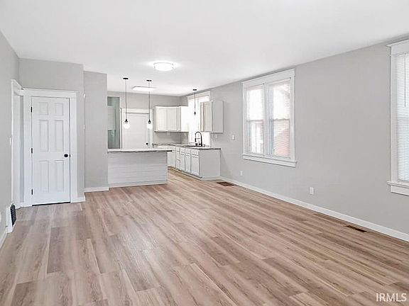 4th image of 739 Bayard Park Dr