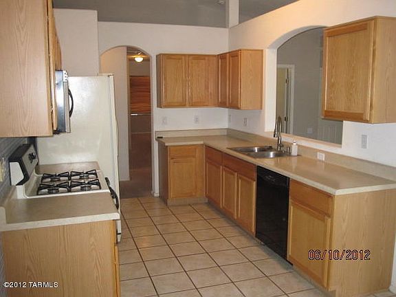 4th image of 9045 N Sweet Acacia Pl