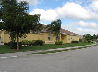 4648 Fairloop Run, Lehigh Acres, FL 33973