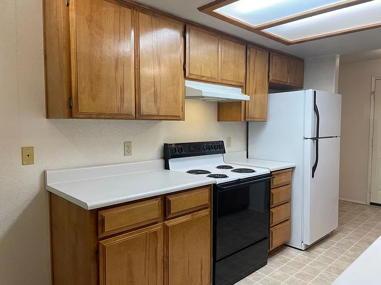 1407 & 1409 Kokanee Ln — Photo 5