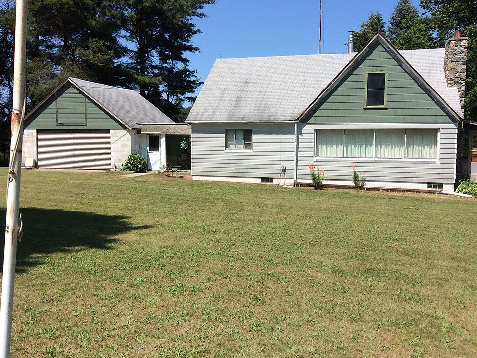2nd image of 514 W Chauvez Rd