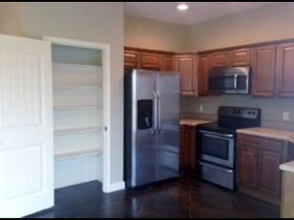 Kitchen has nice pantry 