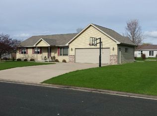 N9550 Hartford Ln, APPLETON, WI 54915