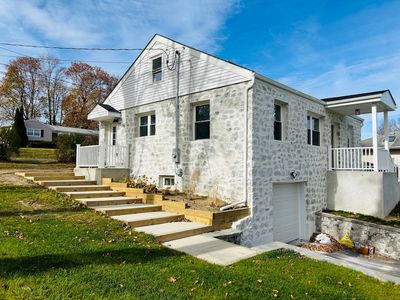 25 Manning Street, New Fairfield, CT, 06812