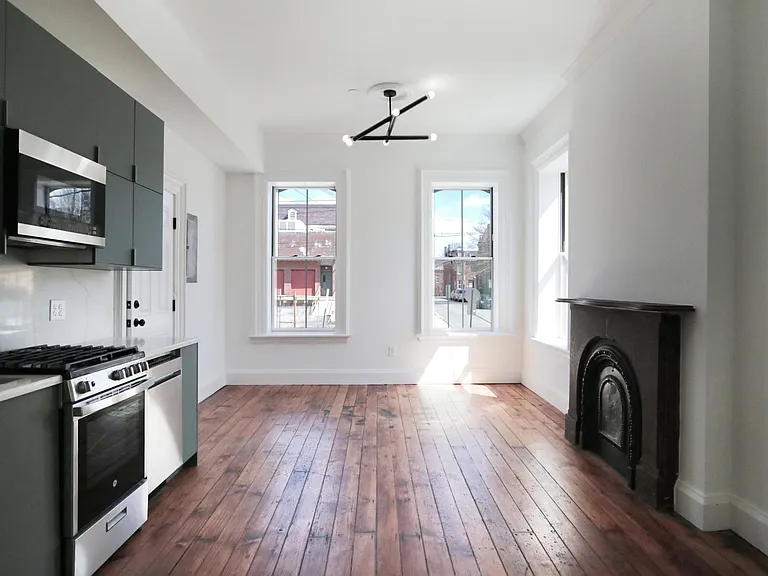 77 Chambers St #2 — Photo 3