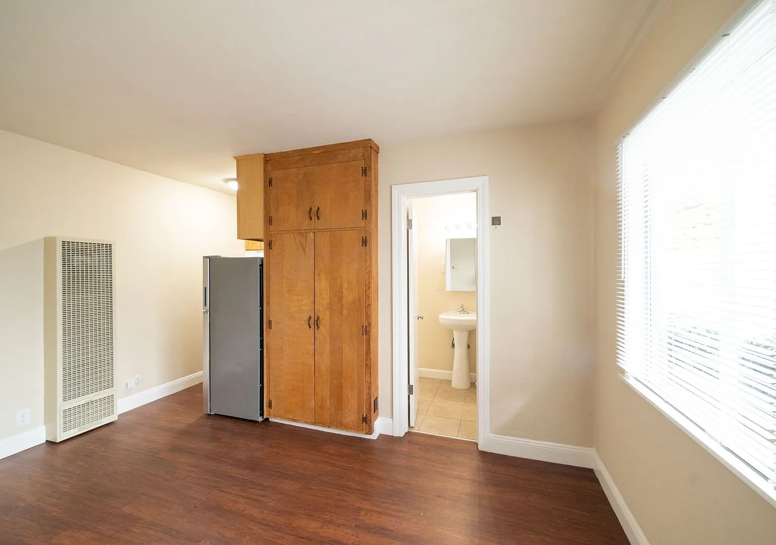 5471 Vicente Way — Photo 1