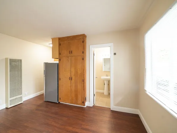 5471 Vicente Way, 5471 Vicente Way #10, Oakland, CA 94609