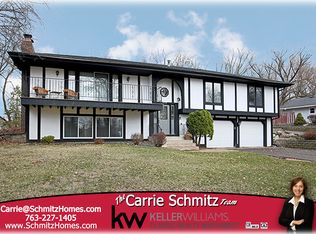 7522 Maplewood Dr N, Maple Grove, MN 55311