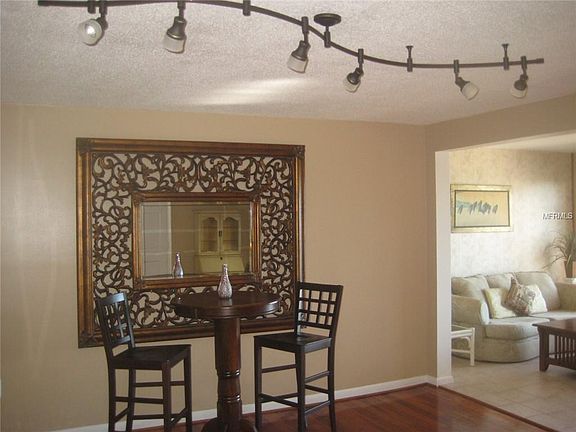 4th image of 1854 Highland Park Dr S #D