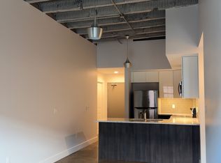 40 E University Ave #202, Champaign, IL 61820