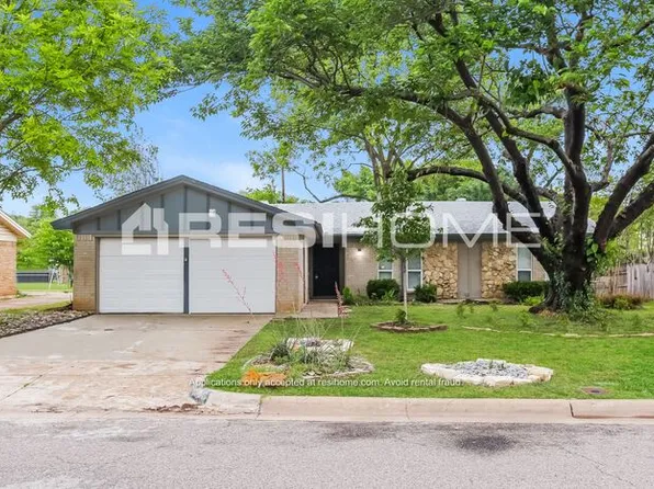 1300 Prelude Dr, Fort Worth, TX 76134
