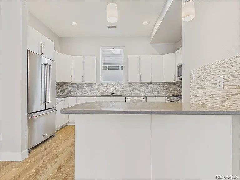 1632 Lowell Blvd #5 — Photo 8