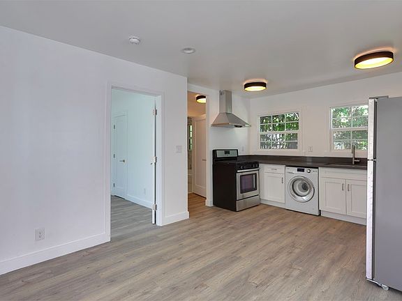 3rd image of 4515 Willow Brook Ave #451550