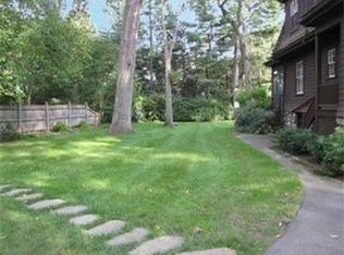 52 Livermore Rd, Wellesley, MA 02481