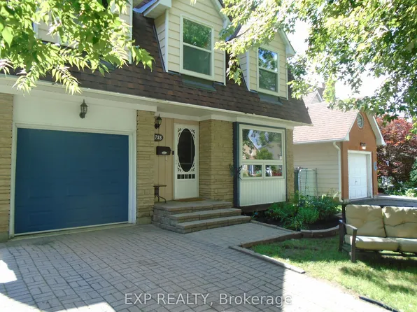 1725 Bonaventure Ter, Ottawa, ON K1C 1W5