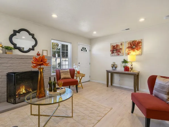 2387 Dumbarton Ave, East Palo Alto, CA 94303