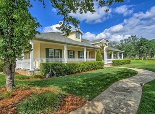 13424 Lark Ct, Redding, CA 96003