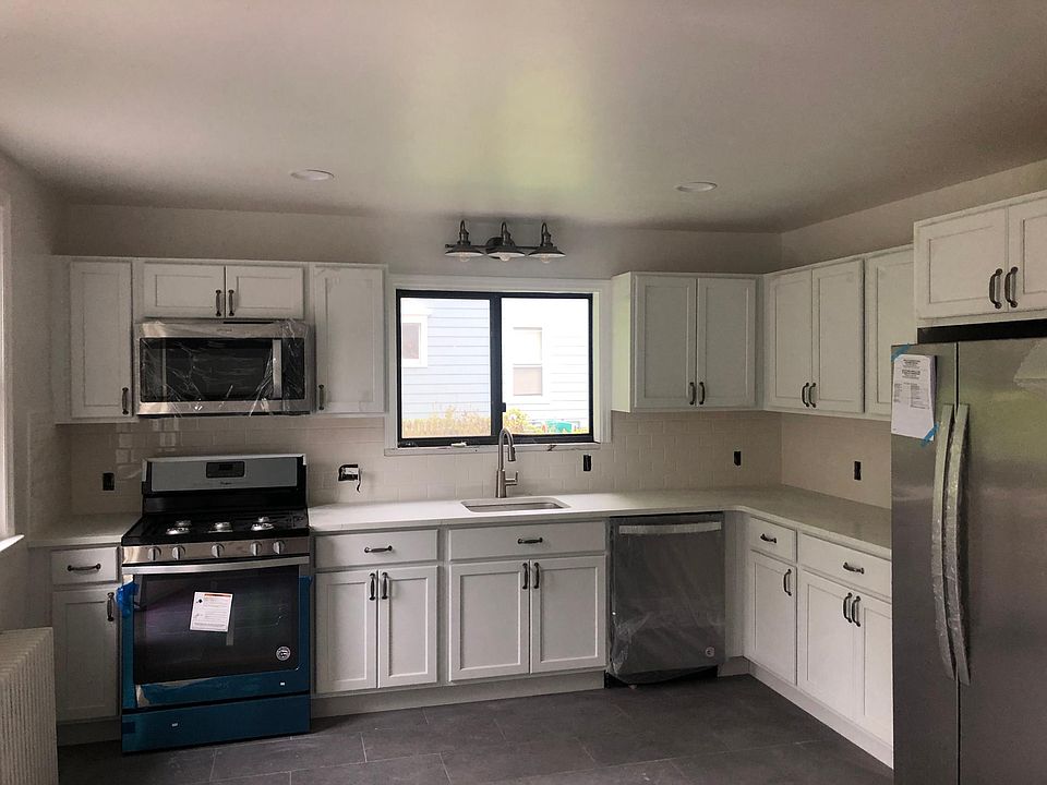 Fully renovated kitchen