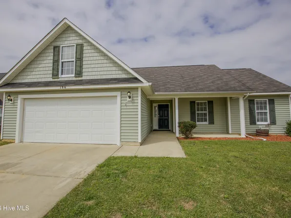 196 Lochwood Drive, Raeford, NC 28376