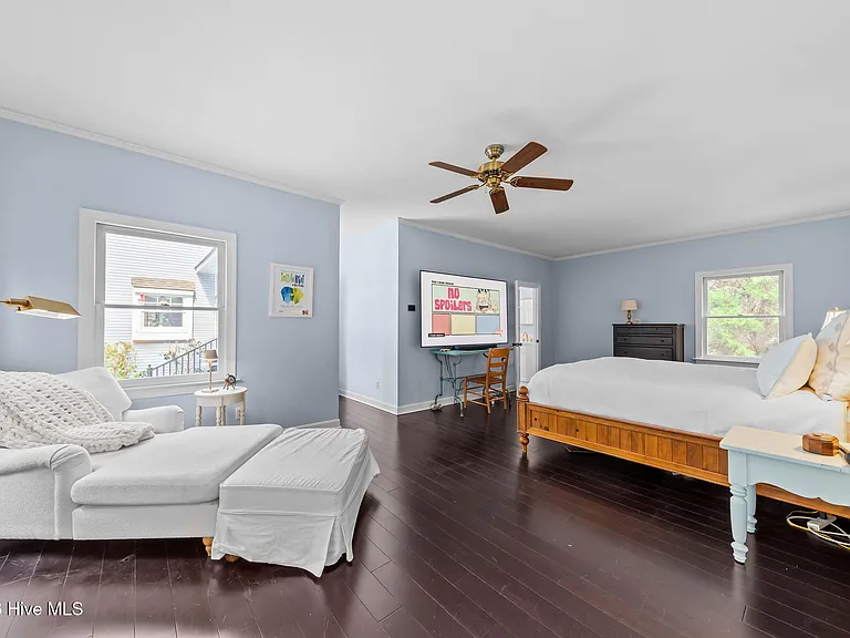 25 McLeod Rd — Photo 17
