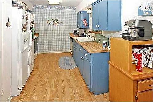 4th image of 10103 Woodhaven Dr
