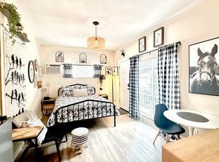 1612 E Side Dr APT F, Austin, TX 78704