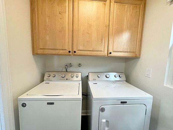 4th image of 770 E Ave