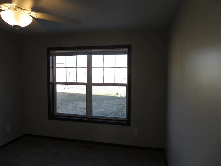620 Tomahawk Ct — Photo 13