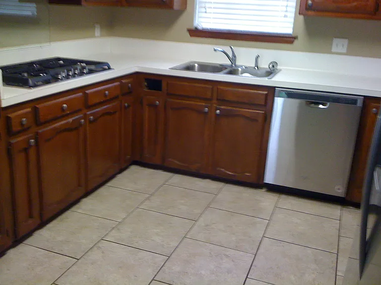 5423 Stonewall Dr — Photo 4