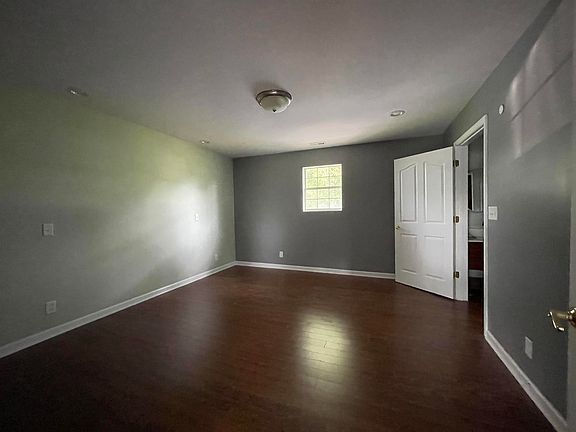 4th image of 28 Ridge Rd