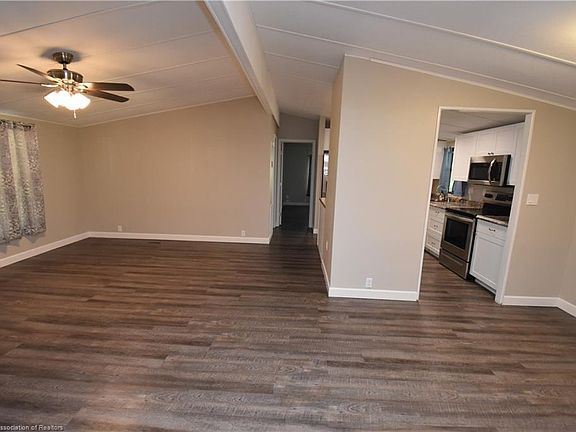 5th image of 9223 Bridle Path
