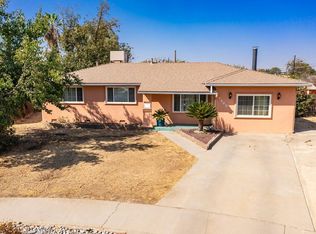 1300 Rodgers Rd, Hanford, CA 93230