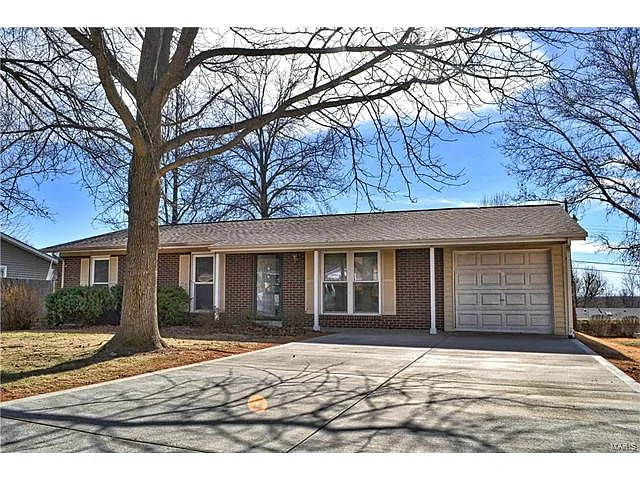514 Saint Joseph Ln photo 1