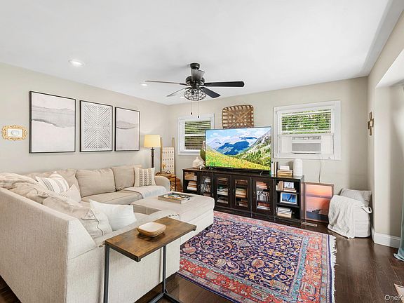 4th image of 25 Birchwood Drive