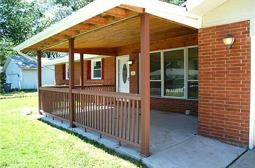 3rd image of 11347 Idlewood Dr