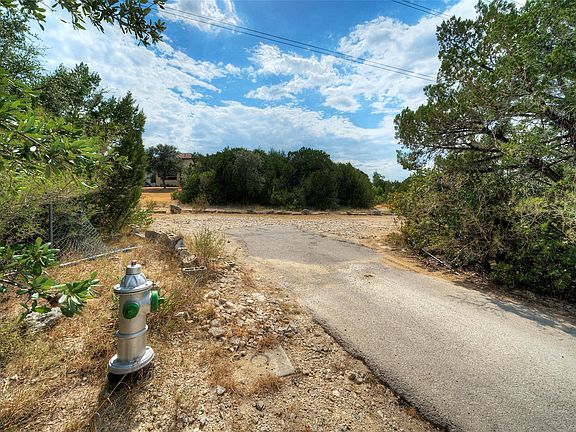 5th image of 14704 Agarita Rd
