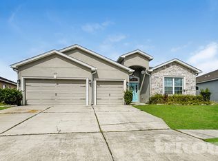 6715 Castle Green Pl, Zephyrhills, FL 33541