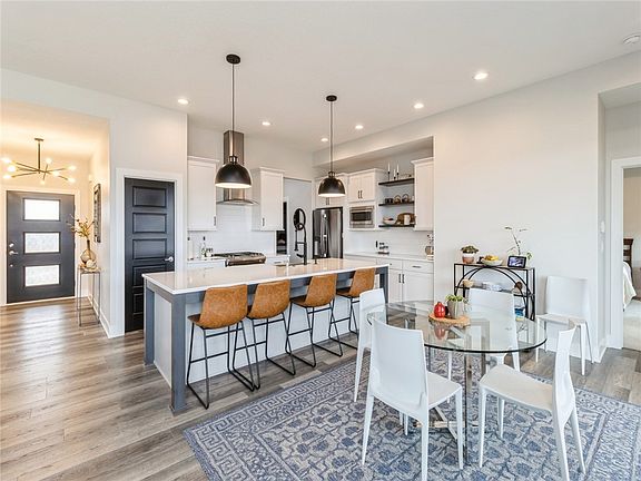 5th image of 10137 Empire Ct