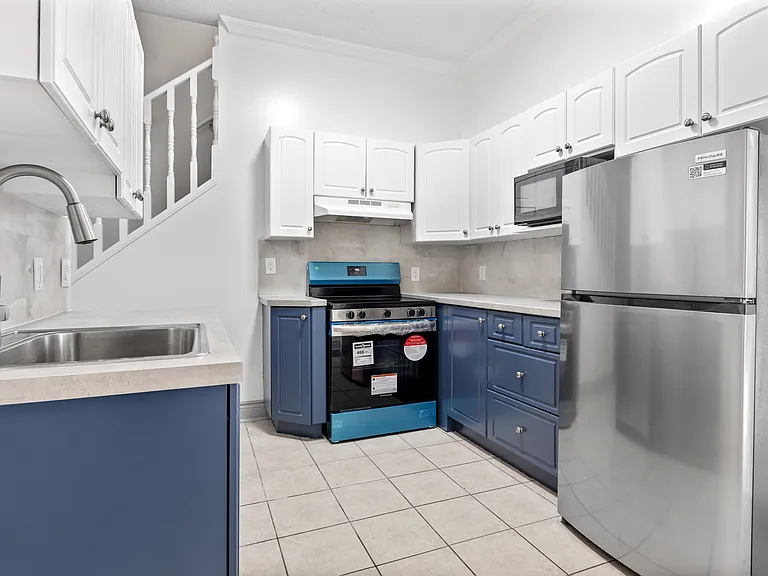 455 Somerset St W #2 — Photo 12