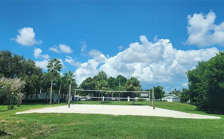 5215 Coquina Key Dr SE #B — Photo 36