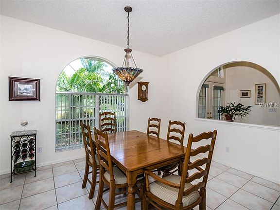 4th image of 1591 McAuliffe Ln