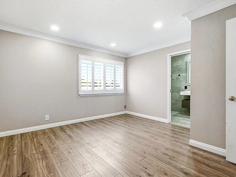 6999 Leilani Ln — Photo 15