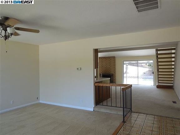5th image of 459 Brunswick Dr