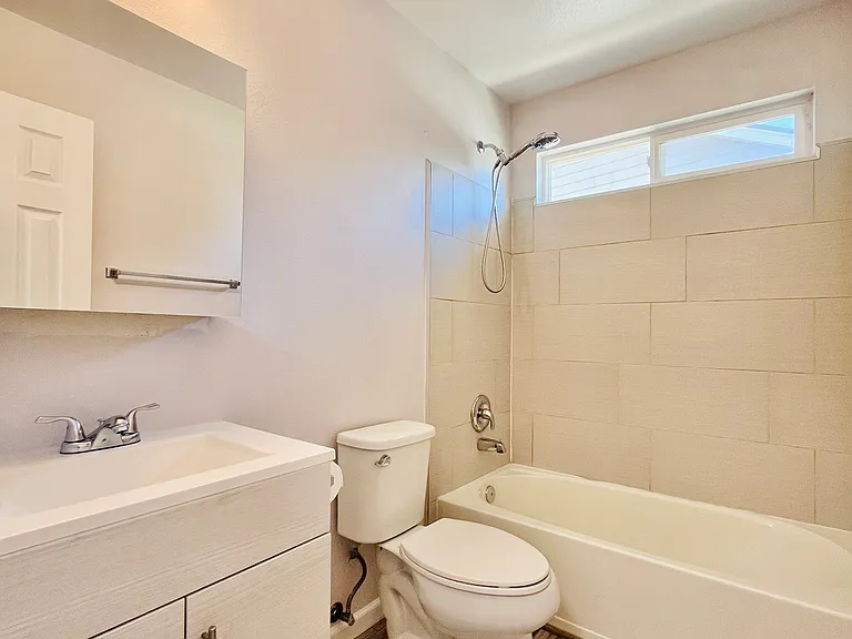 Upperfloor Bathroom