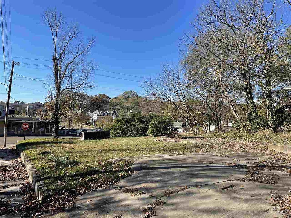 1st image of 272 N Highland Ave