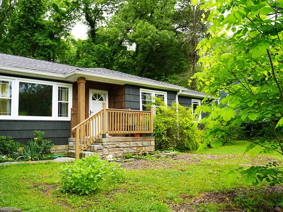 1st image of 319 Tiktin Dr