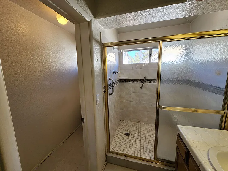 1720 Navarre Ln — Photo 27